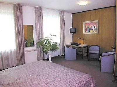 Bahn-Hotel Düsseldorf Deutschland